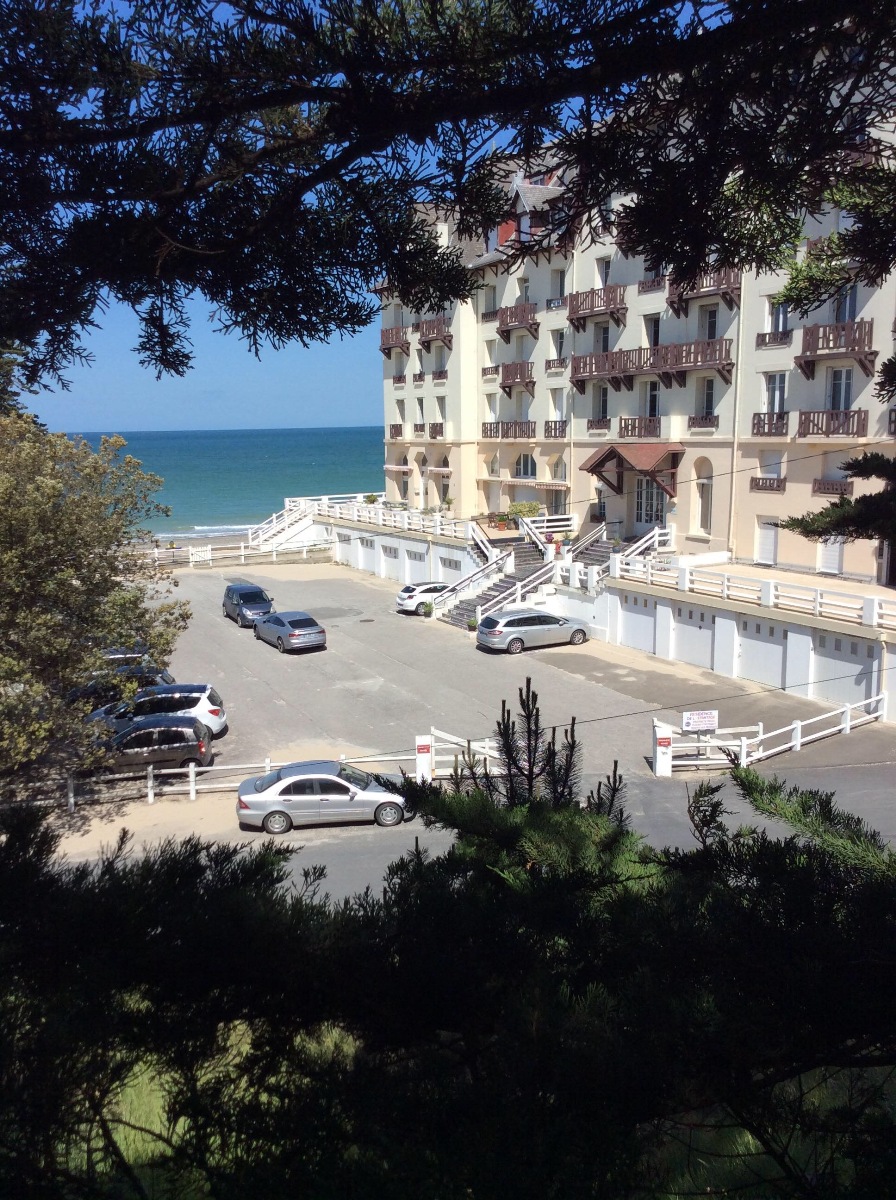 Meublé de tourisme > sur la plage, Donville-les-Bains - photo 2