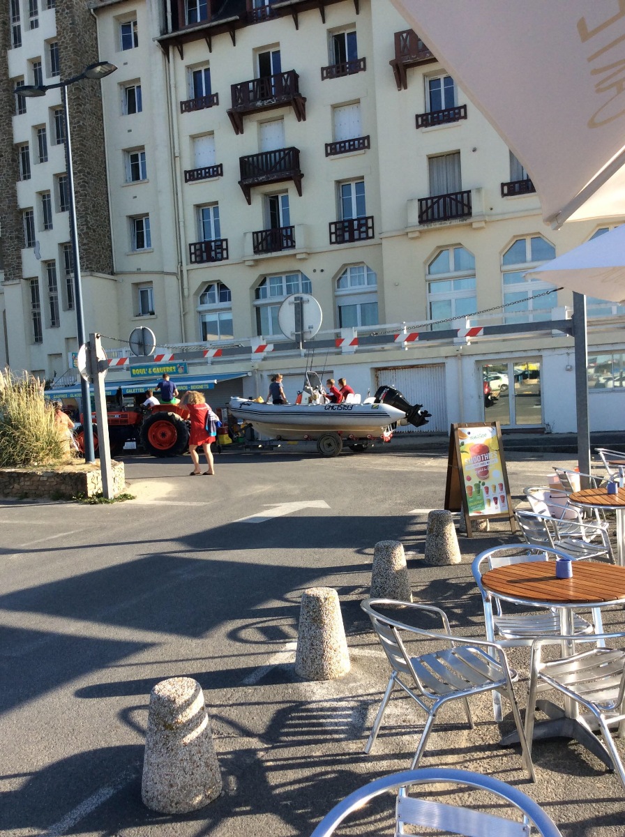 Meublé de tourisme > sur la plage, Donville-les-Bains