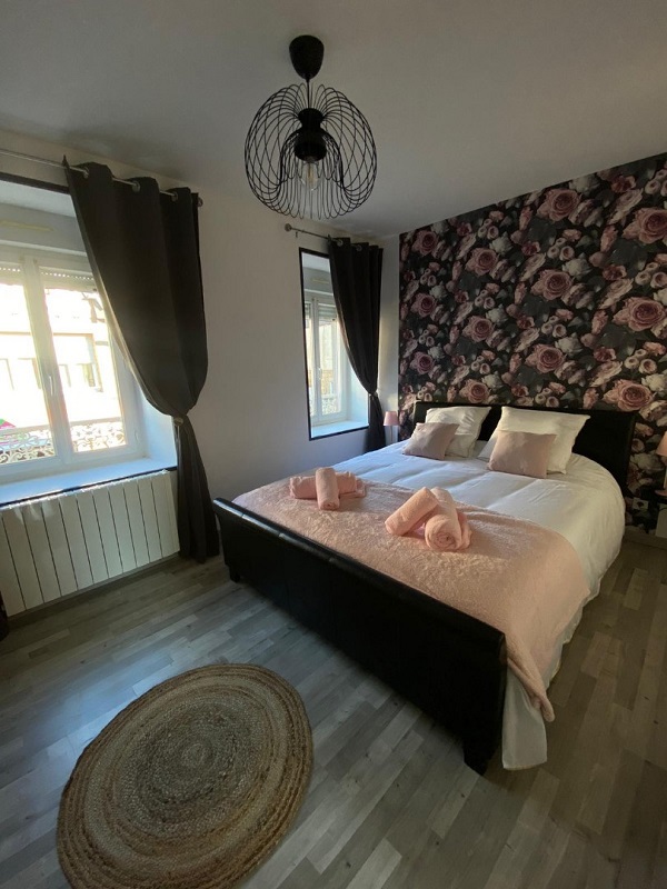 Meublé de tourisme > Comme chez soi, Ducey-Les Chéris - photo 9