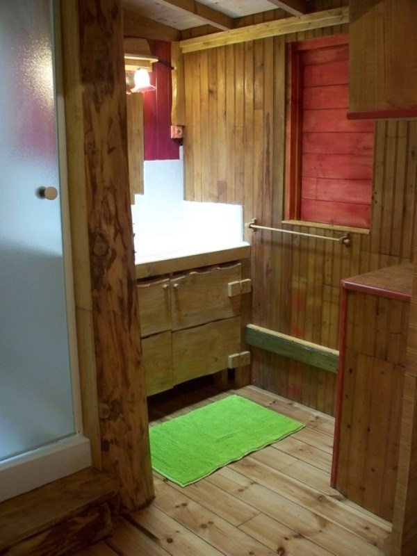 Le P'tit Gris des Moulins > Gîte écologique "La Maison des Bois"