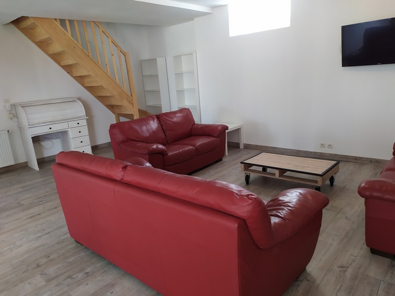 Meublé de tourisme, Saint-Denis-le-Vêtu