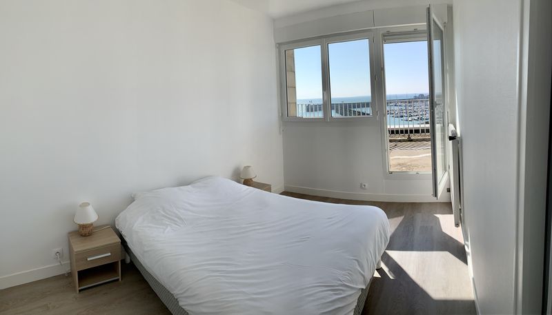 Meublé de tourisme > Appartement Panoramique 8 Milles Nautic — photo 3