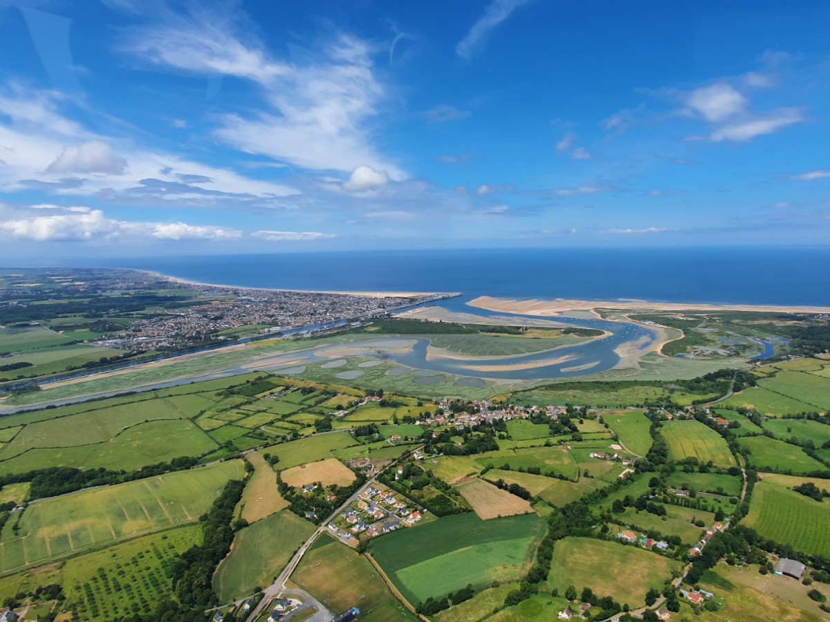 Vol en hélicoptère au-dessus des Plages du Débarquement, Carpiquet - photo 2