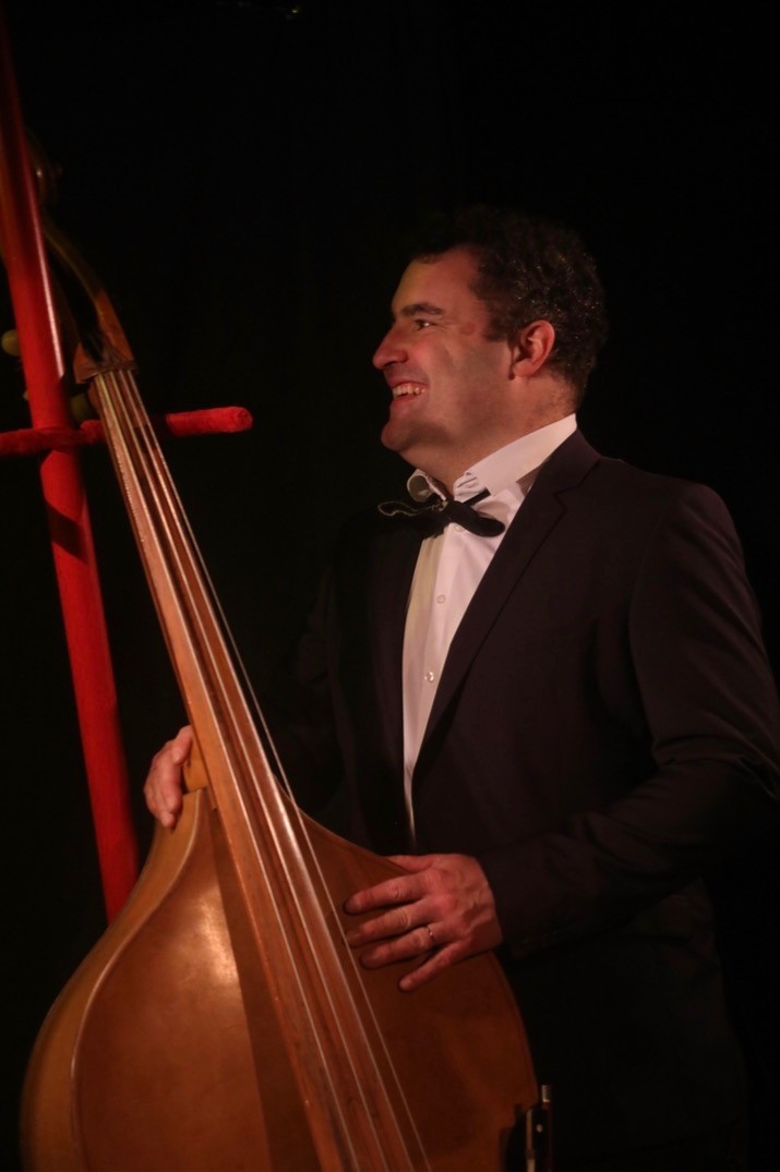 Pièce de théâtre "La contrebasse"