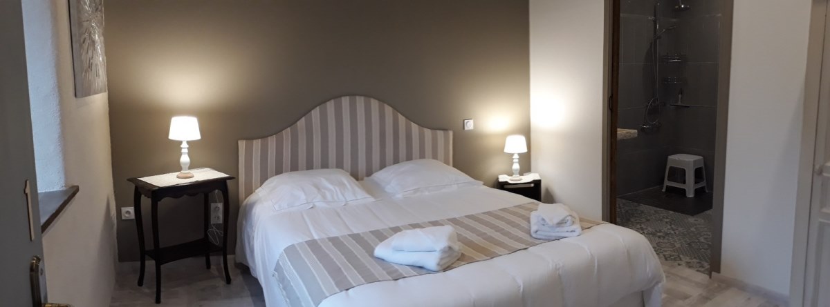 Meublé de tourisme > Gîte de la Vieille Maison, La Lucerne-d'Outremer - photo 7