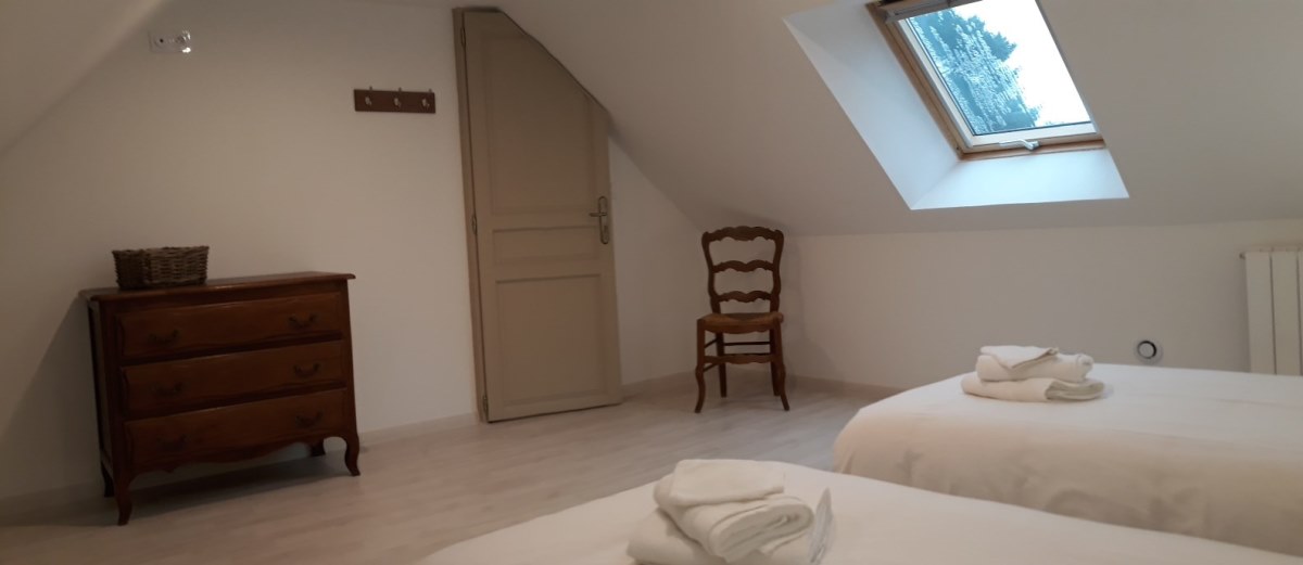 Meublé de tourisme > Gîte de la Vieille Maison, La Lucerne-d'Outremer - photo 3