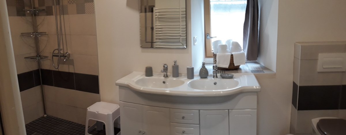 Meublé de tourisme > Gîte de la Vieille Maison, La Lucerne-d'Outremer - photo 14