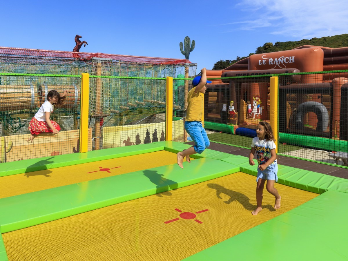 Aire de camping-car > Camping Le Ranch, Le Rozel - photo 19