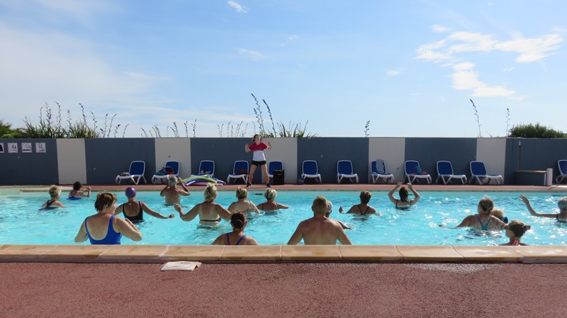 Aire de camping-car > Camping Le Ranch, Le Rozel - photo 11