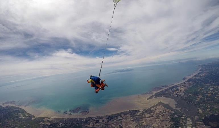 lessay-a-air-parachutisme-5 lessay-a-air-parachutisme-5