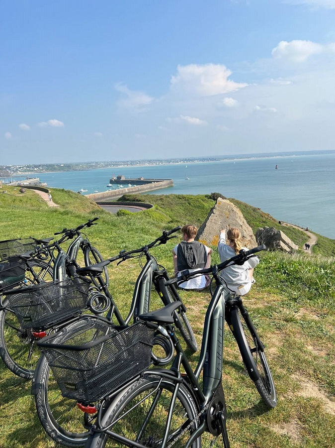 Location de vélos chez O2 CAMPING, Longueville - photo 3