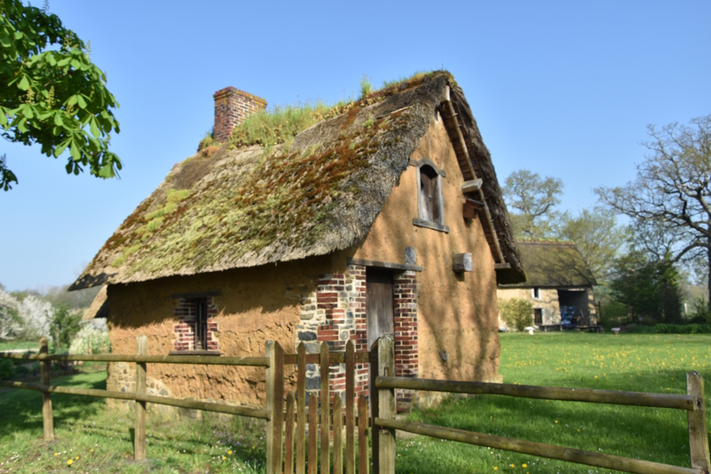 Les maisons en terre - Randonnée