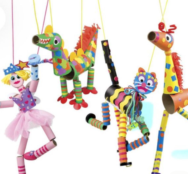 Atelier créatif parents-enfants de fabrication de marionnettes