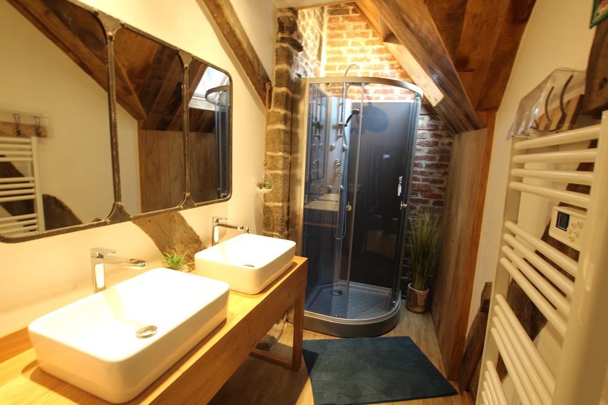 Meublé de tourisme > Au coeur de la Vieille Ville, Avranches - photo 8