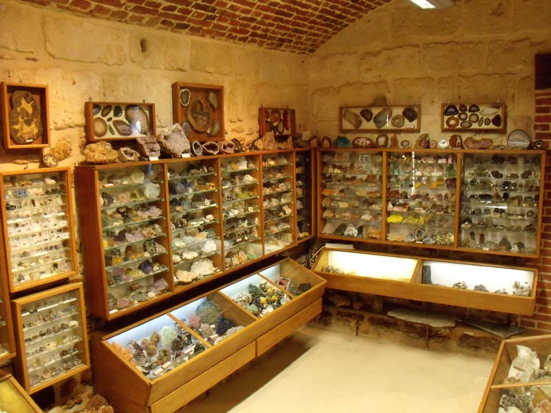 Musée minéraux et fossiles - Gacé
