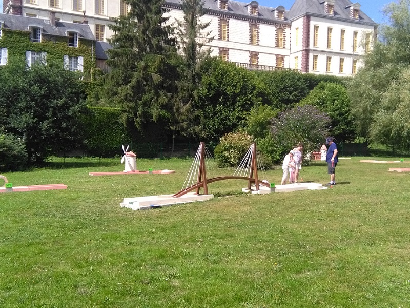 Mini-Golf, Torigny-les-Villes