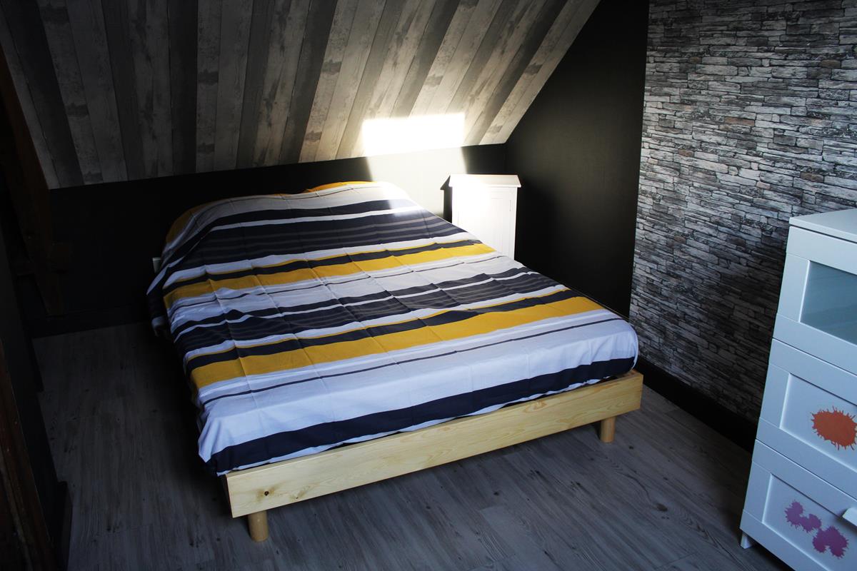 Meublé de tourisme > La Maison Bleue, Montaigu-la-Brisette - photo 2