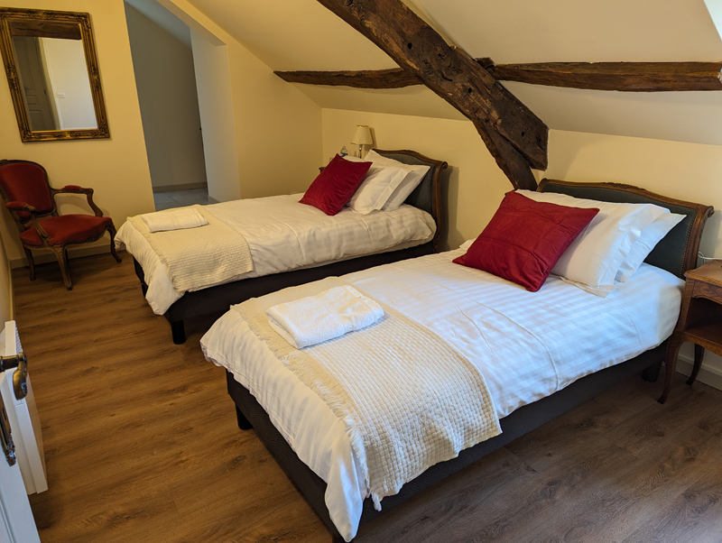 Chambres d'hôtes > Château des chambres, Saint-James - photo 6