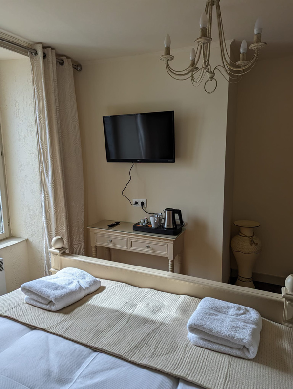 Chambres d'hôtes > Château des chambres, Saint-James - photo 8