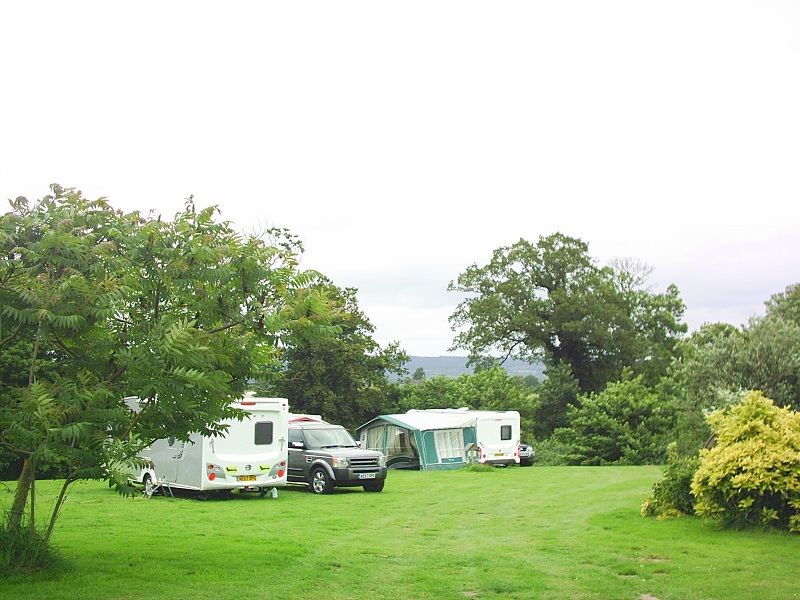 Les Taupinières Camping à la ferme
