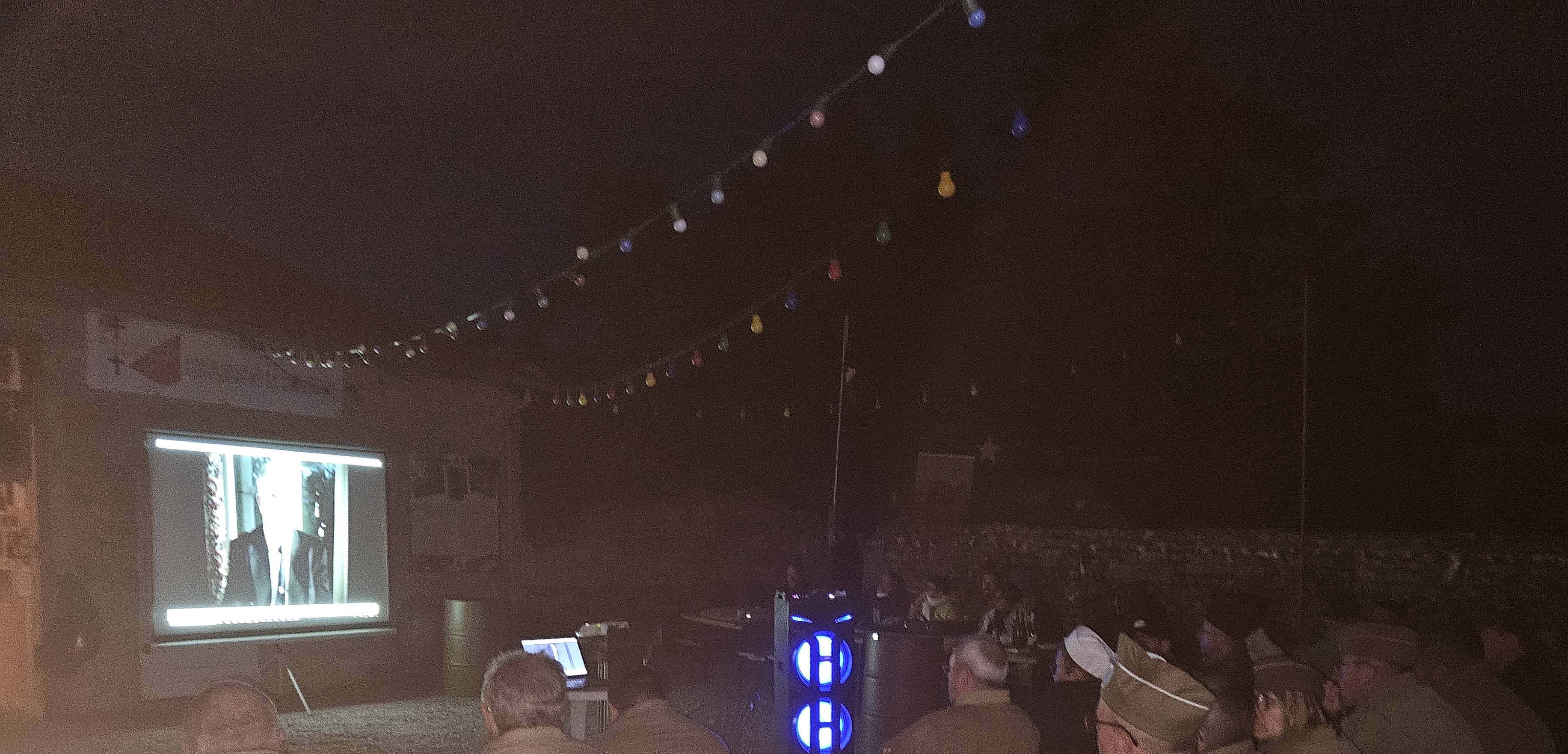 Projection photographique "OMAHA BEACH" sur l'avant, pendant et après le Débarquement