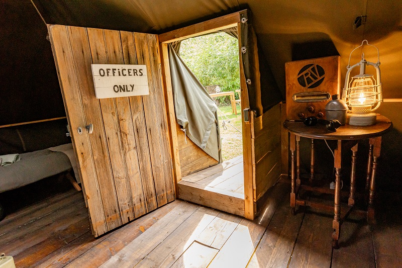 Hébergement insolite > The Field Camp, Picauville - photo 3