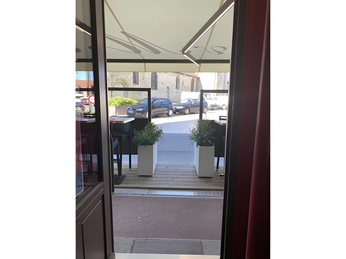 Bacchus & Marmitons, Moyaux - photo 2