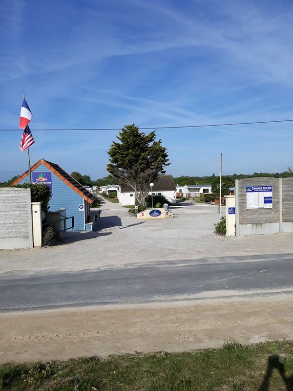 Aire de camping-car > Camping des Iles