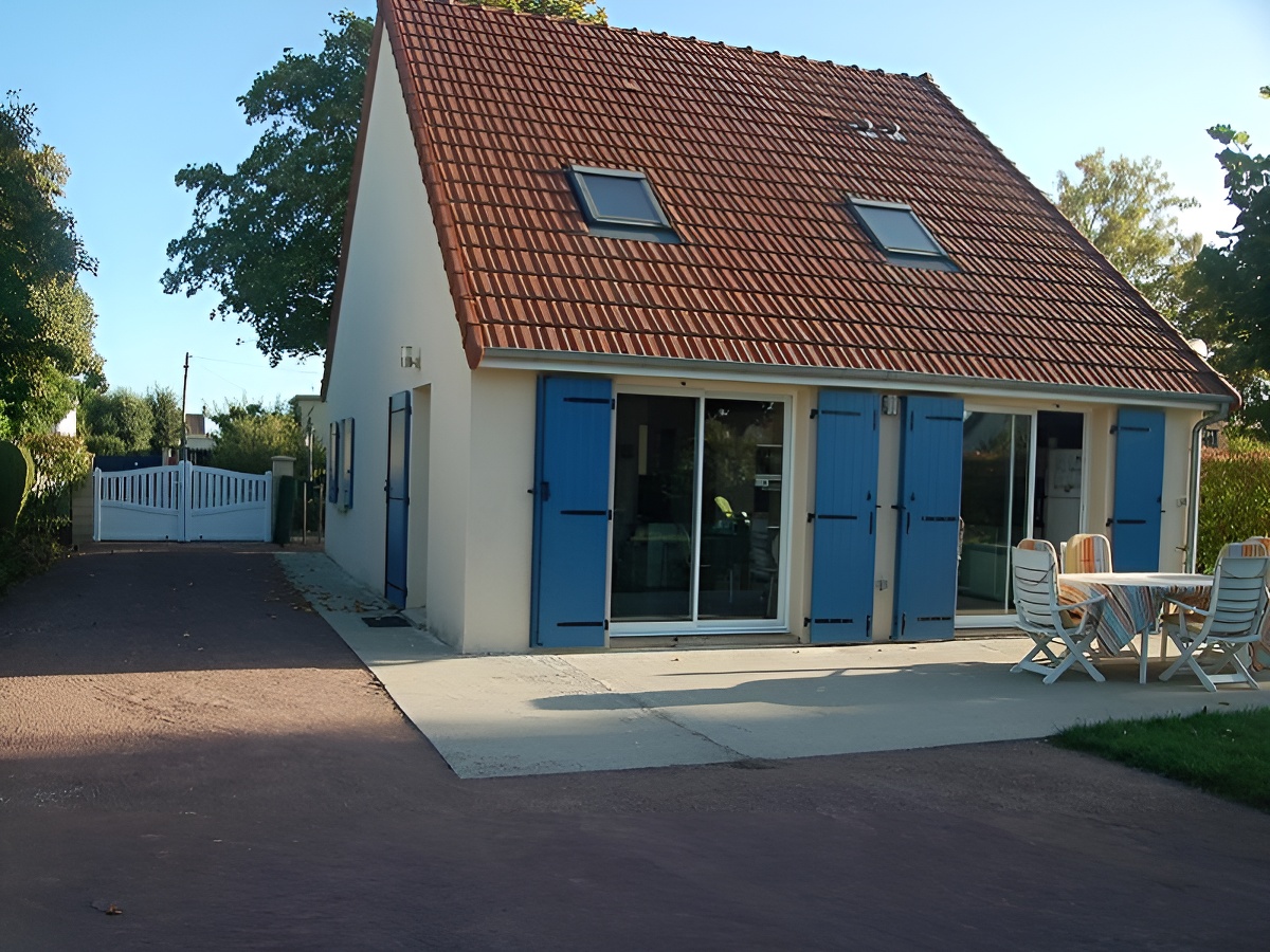 Mme Refour, Saint-Aubin-sur-Mer - photo 8
