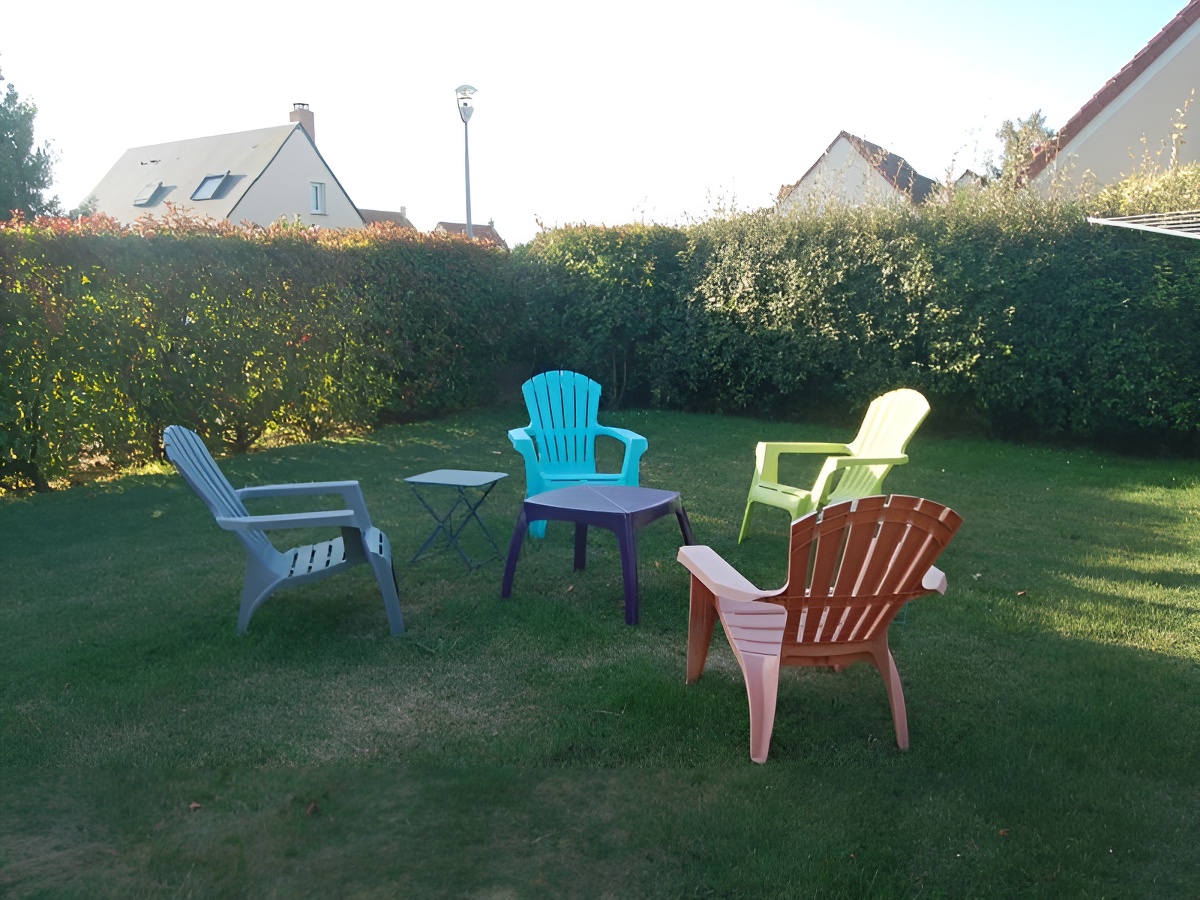 Mme Refour, Saint-Aubin-sur-Mer - photo 3