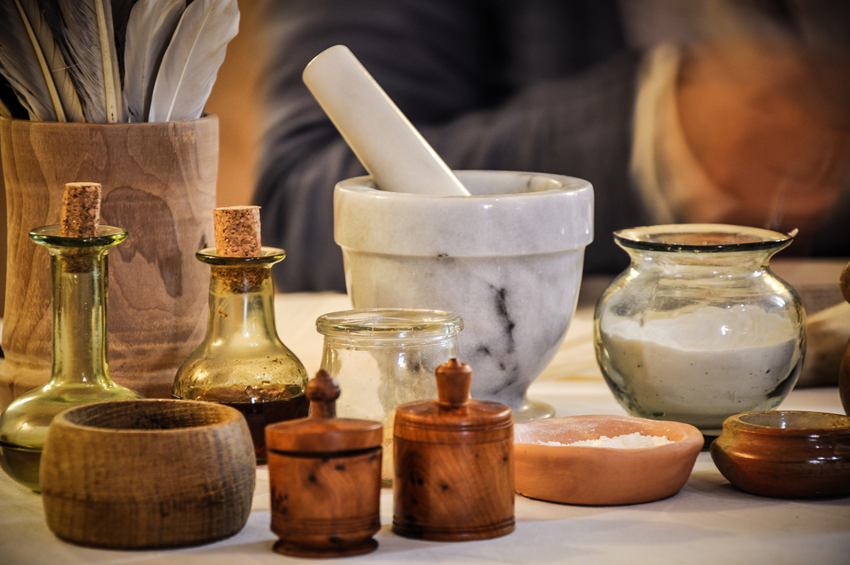 Les Étonnants Patrimoines : Remèdes, potions et décoctions