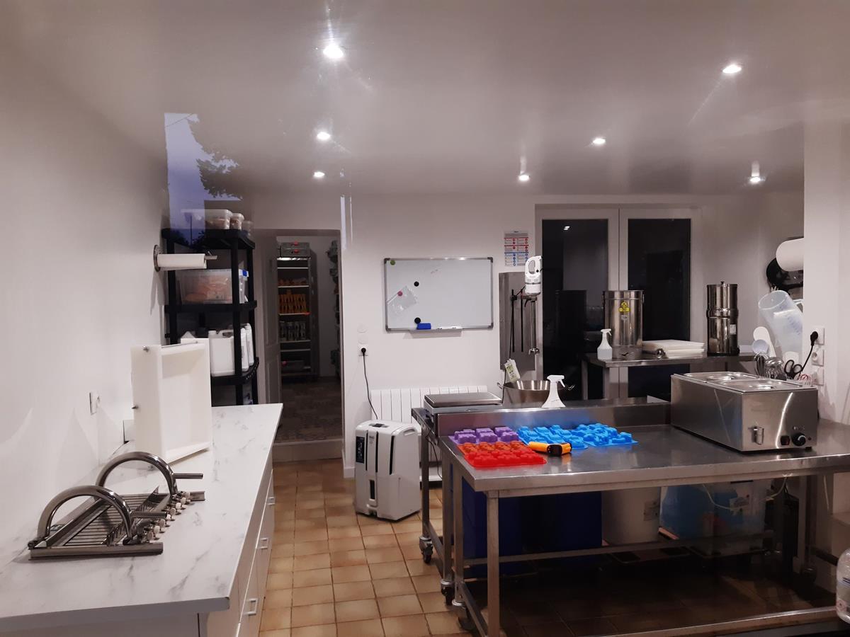 Poumyi & Savonnerie Cosmétiques Du Val, Saint-Germain-de-Tournebut - photo 10