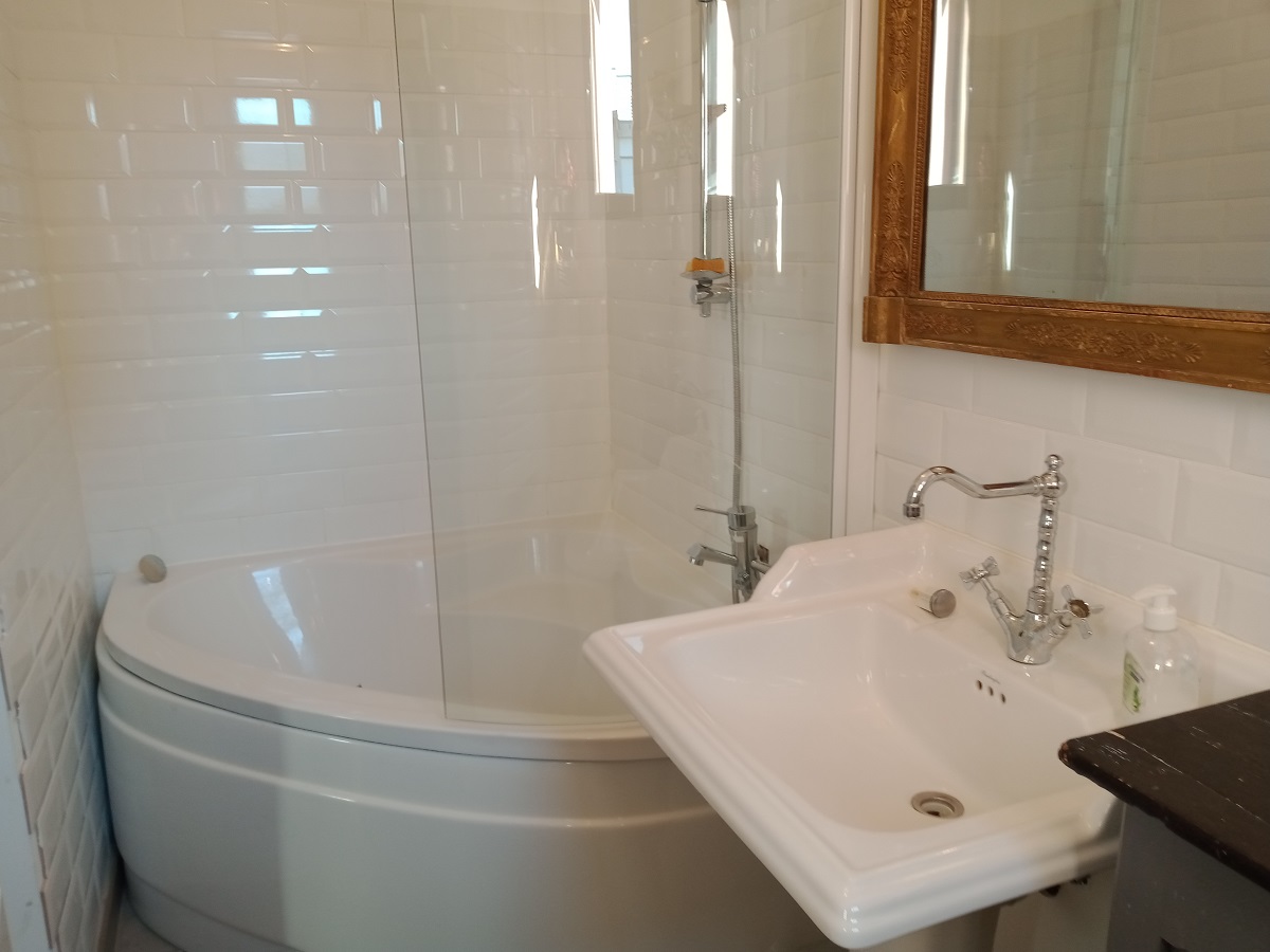 Meublé de tourisme > Gîte Le Serpolet, Bréhal - photo 6