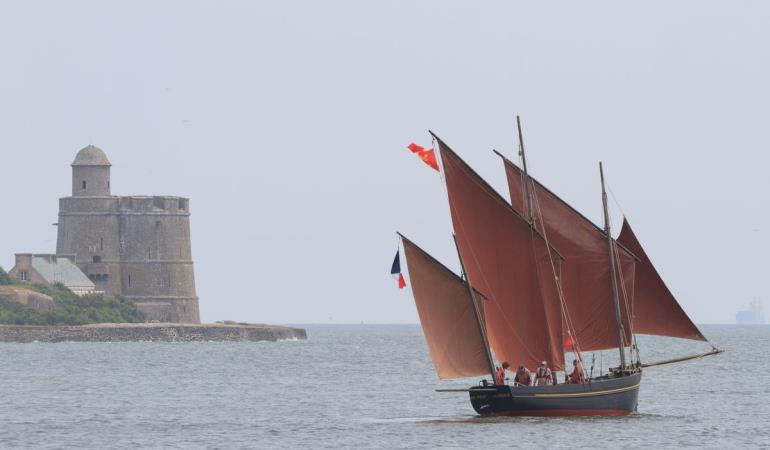 saint-vaast-la-hougue-centre-nautique-est-cotentin-base-de-saint-vaast-4 saint-vaast-la-hougue-centre-nautique-est-cotentin-base-de-saint-vaast-4