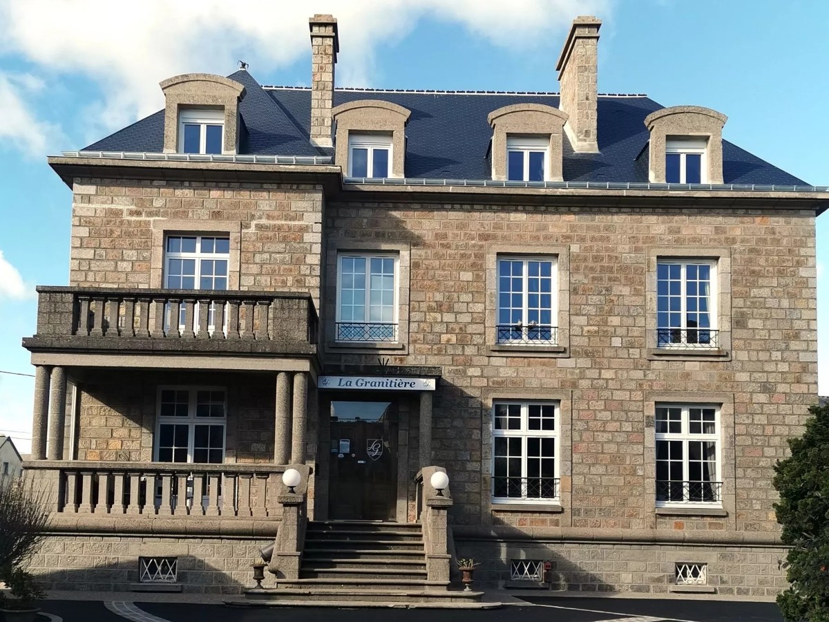 Chambres d'hôtes > La Granitière, chambre d'hôtes à Saint-Vaast-la-Hougue