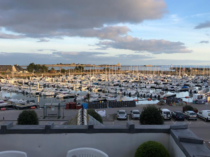 Meublé de tourisme > Studio avec grande terrasse