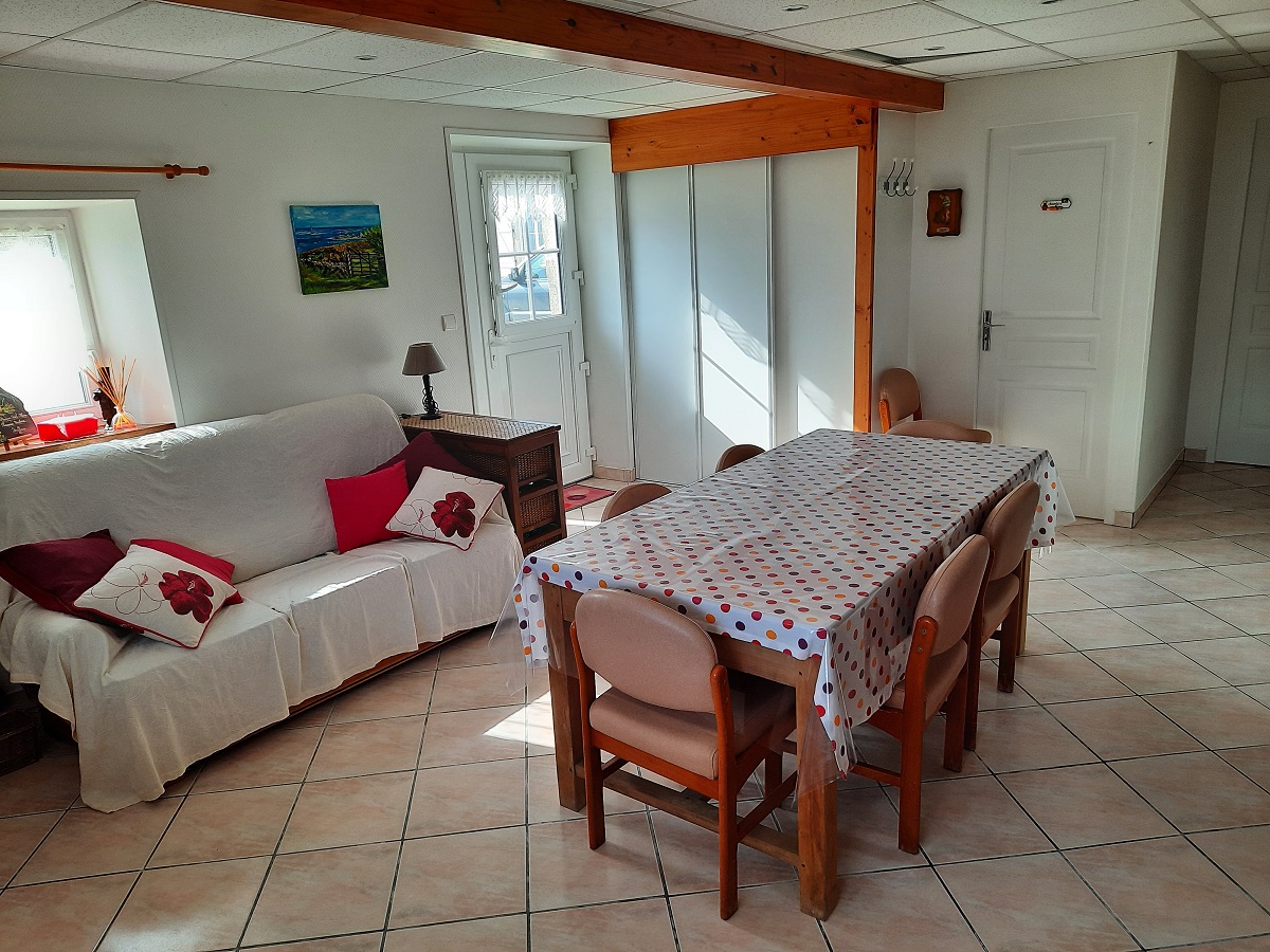 Meublé de tourisme > Gîte La P'tite Maison, Saussemesnil - photo 4