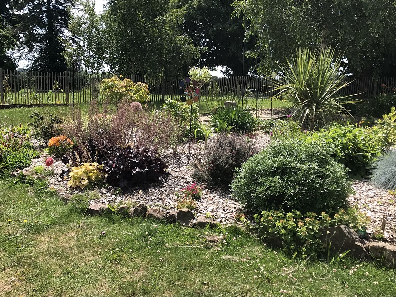 Chambres d'hôtes > Le Jardin des Fées, Savigny-le-Vieux - photo 3