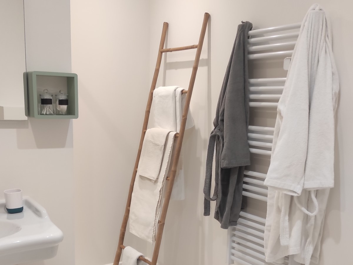 Chambres d'hôtes > Les Communs de Chiffrevast, Tamerville - photo 3