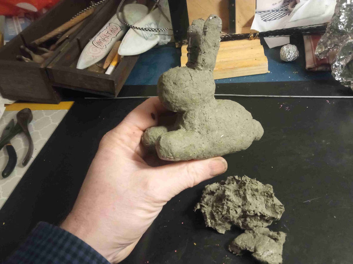 Fabrique ton petit lapin en papier mâché - Ferme-musée du Cotentin