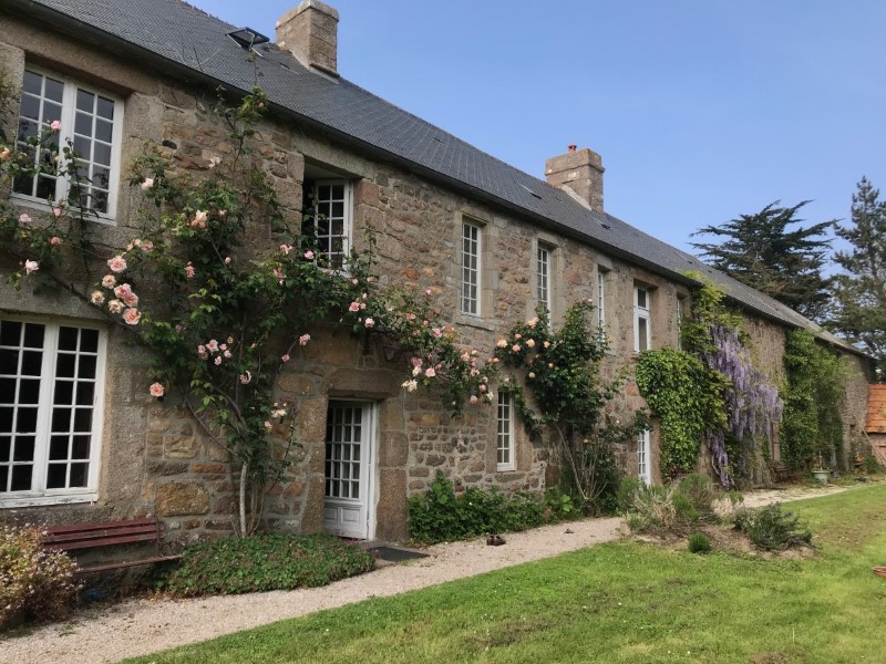 Chambres d'Hôtes > La Chambre de la Tour à la Préfontainerie