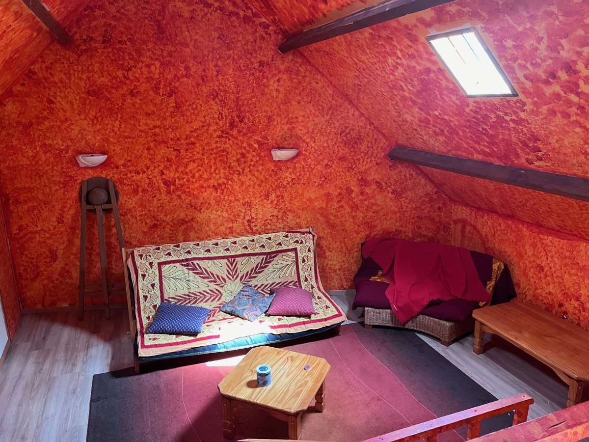 Meublé de Tourisme > Le Studio Rouge à la Préfontainerie