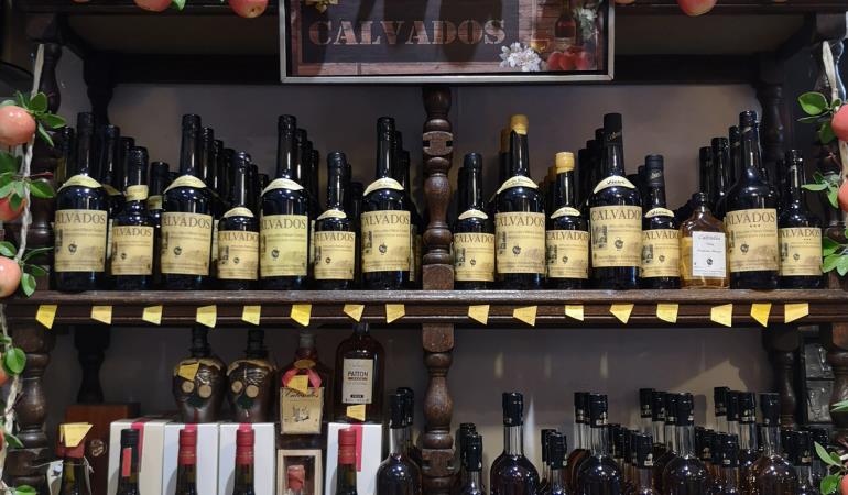 villedieu-les-poeles-table-et-vin-4 villedieu-les-poeles-table-et-vin-4