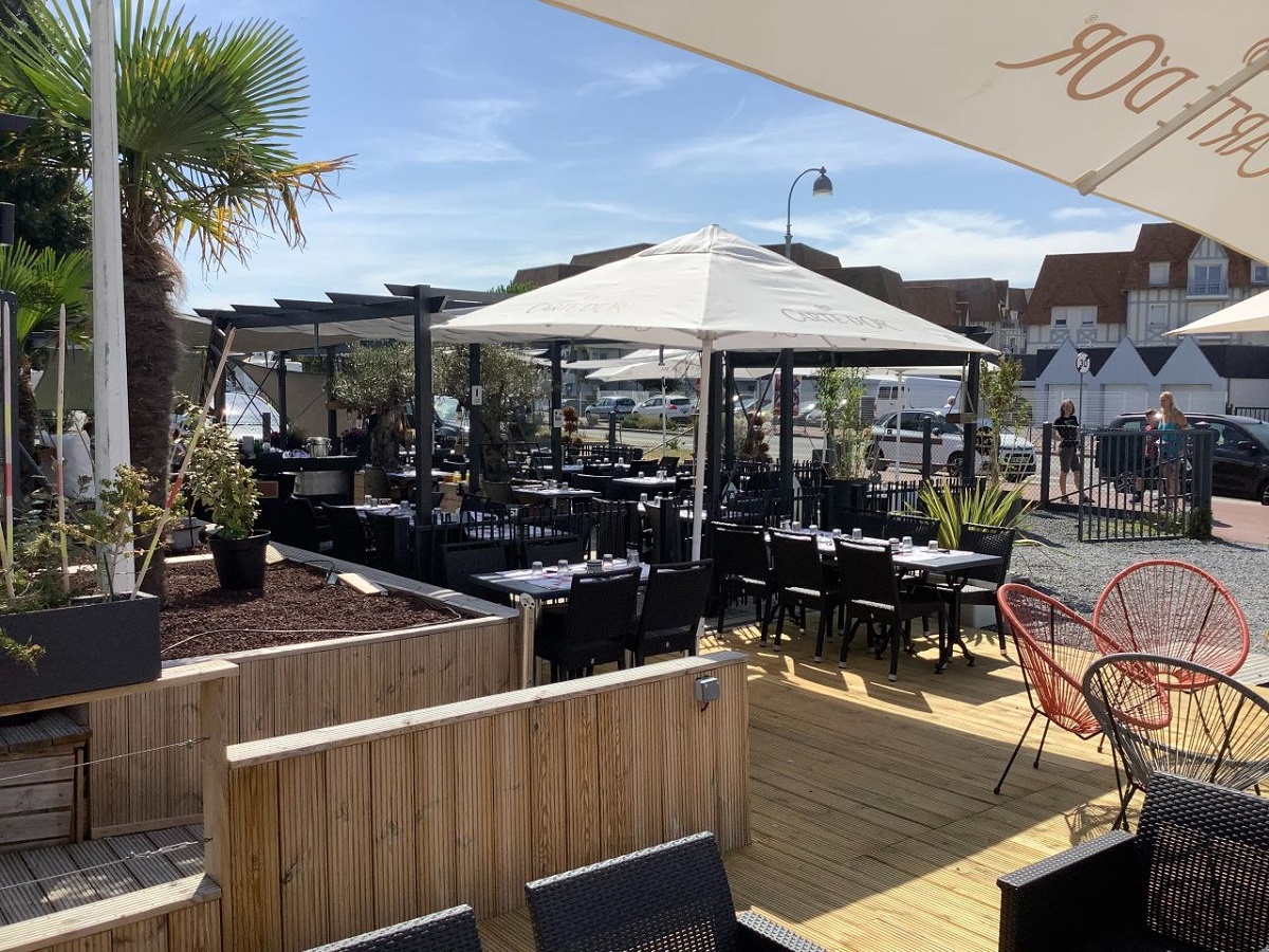 Restaurant Côté Plage, Courseulles-sur-Mer - photo 2